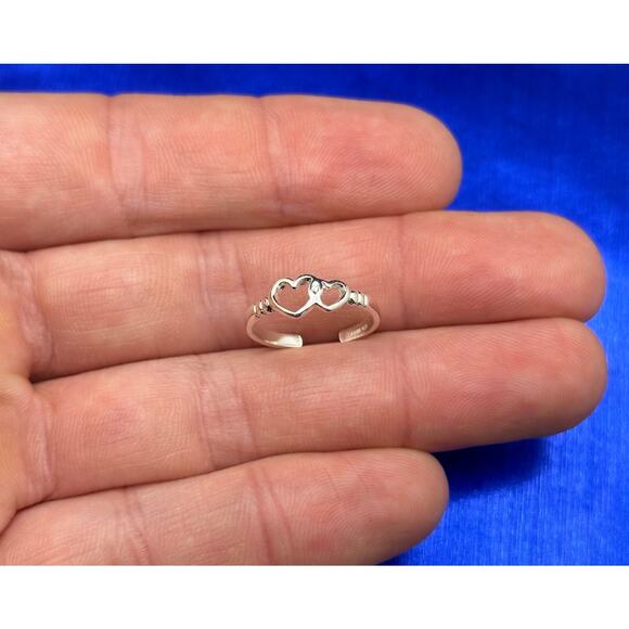 Sterling Silver Adjustable Two Heart Cutout Toe Ring - Picture 2 of 5